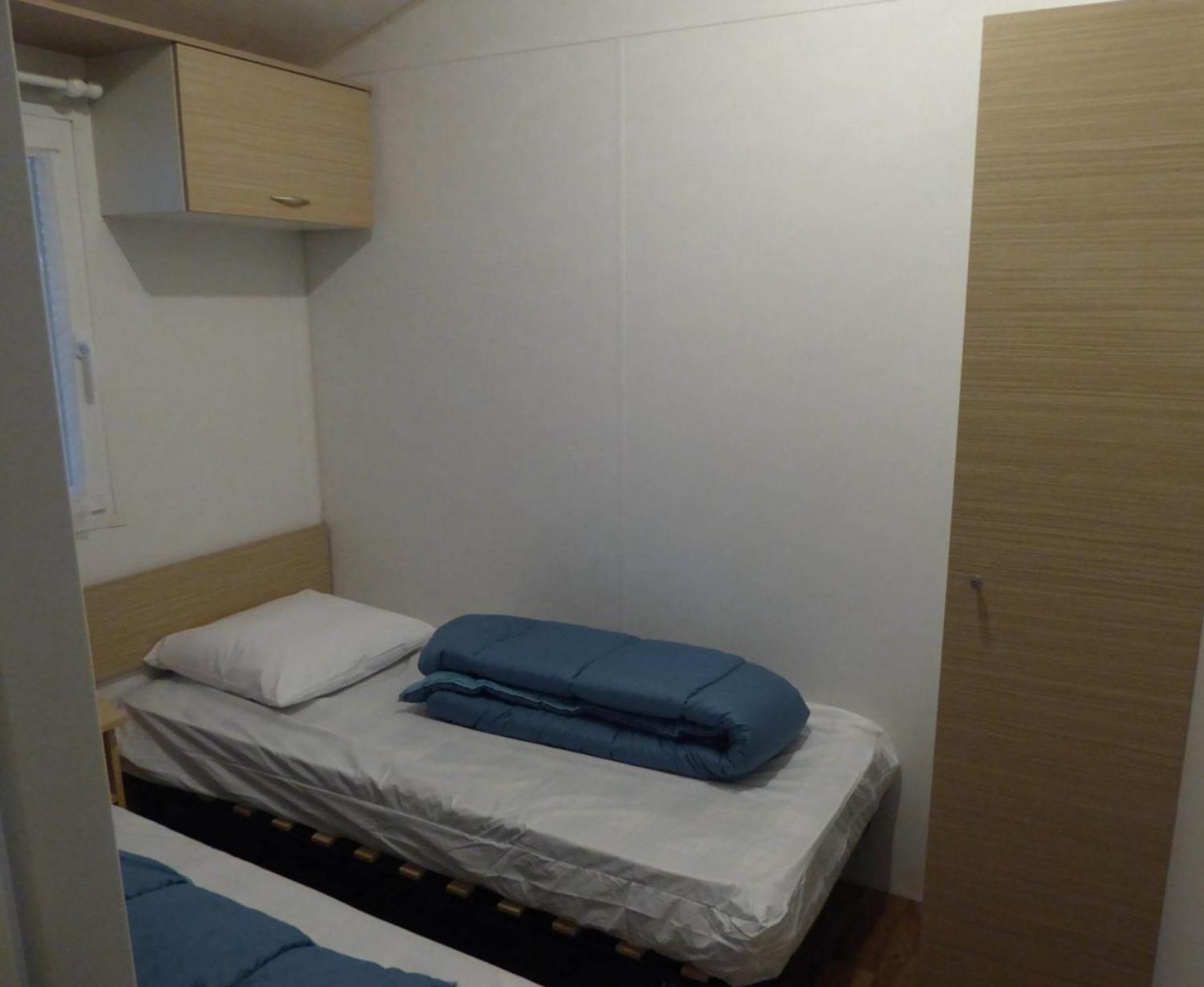 Camping Le Val Aux Fees - Broceliande Concoret المظهر الخارجي الصورة
