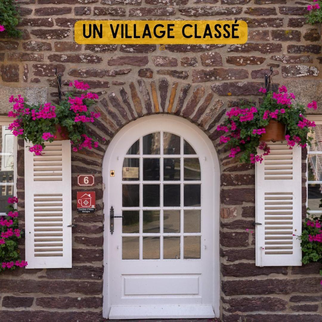 Camping Le Val Aux Fees - Broceliande Concoret المظهر الخارجي الصورة
