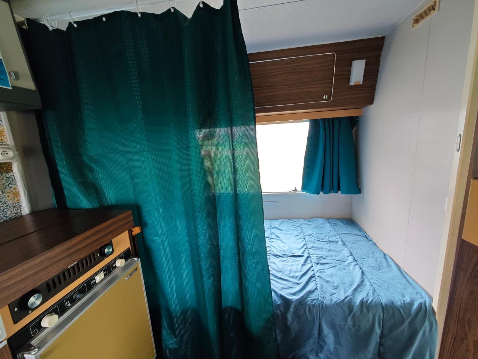 Camping Le Val Aux Fees - Broceliande Concoret المظهر الخارجي الصورة